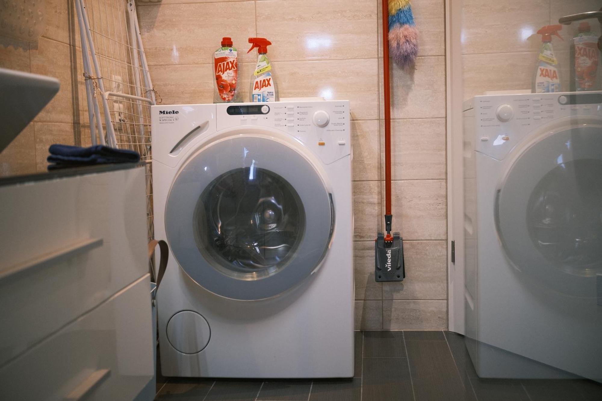 Today Appartement Famille Chippis エクステリア 写真